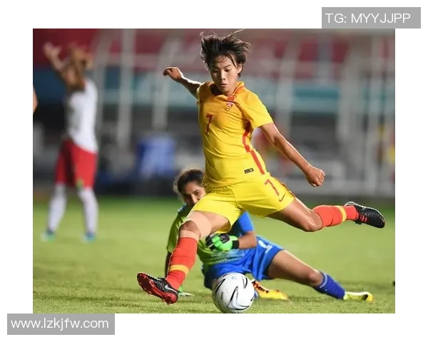 成熟足球明星女性的魅力与风采展现